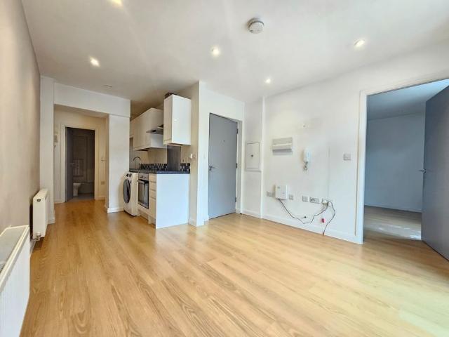 Apartment for rent in Spring Park, Luton