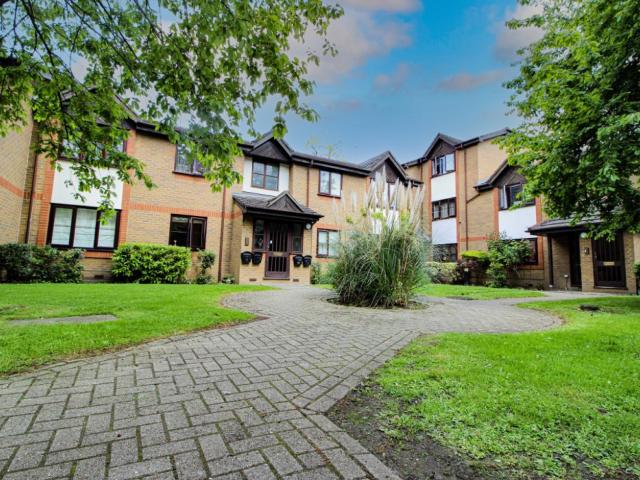 Apartment for rent in London Borough of Hounslow, Greater London