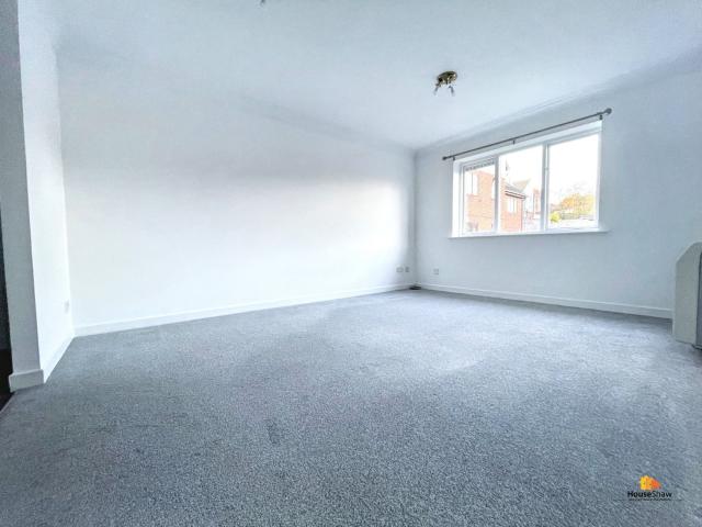 Apartment for rent in Totteridge, Cressex