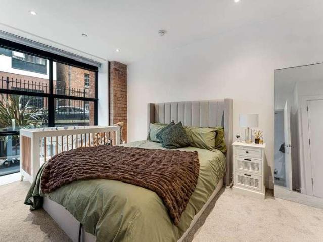 Flat for sale in Georgia, Greater Manchester