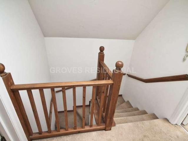 Flat for sale in Worcester Park, Greater London