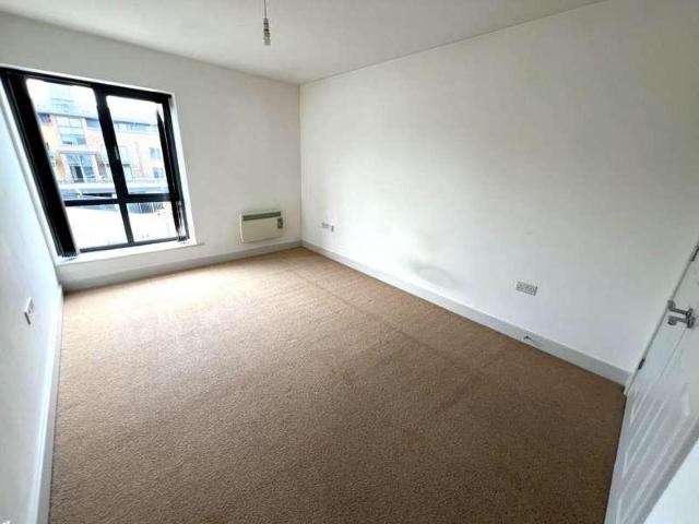 Flat for sale in Rodbourne, Swindon