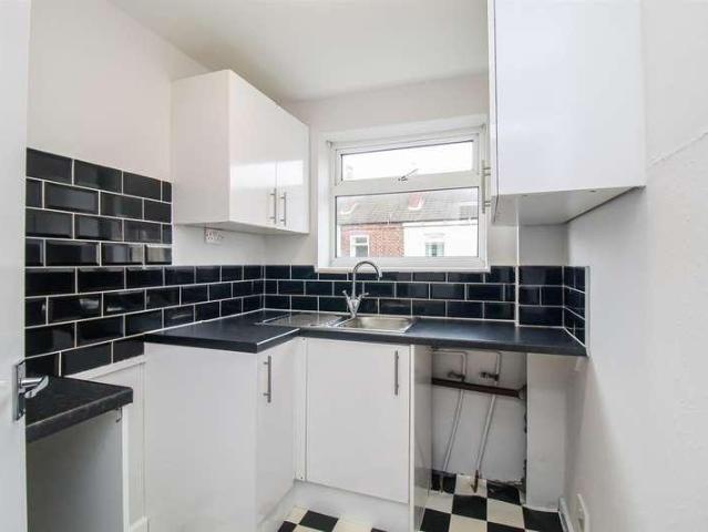 Flat for sale in Heath, West Yorkshire