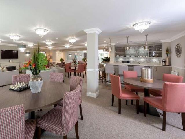 Flat for sale in King's Walden, Hertfordshire
