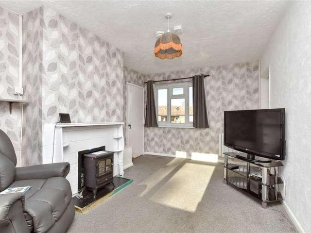 Flat for sale in Rainham, Gillingham
