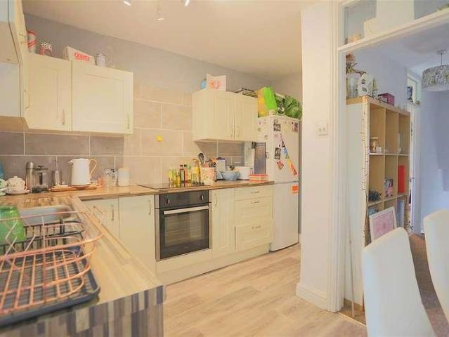 Flat for sale in Feckenham, City Of Bristol