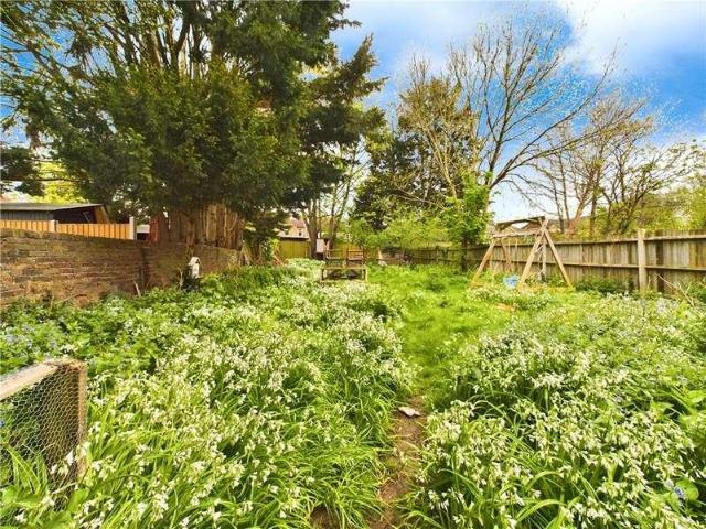 Flat for sale in Anerley, Greater London