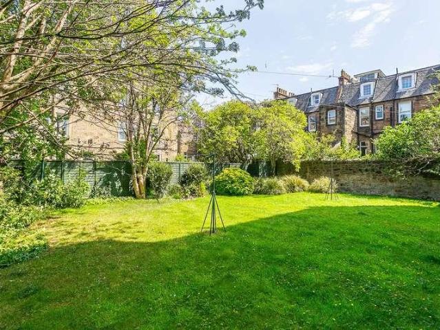 Flat for sale in Moat, Slateford