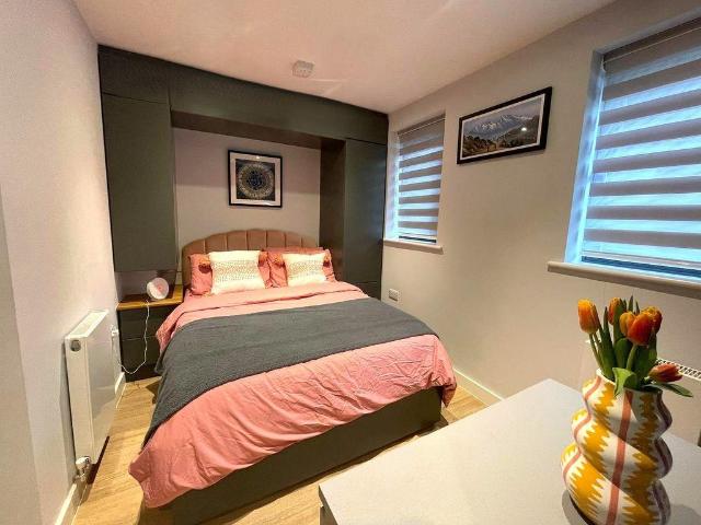Flat for sale in Wooburn, Berghers Hill