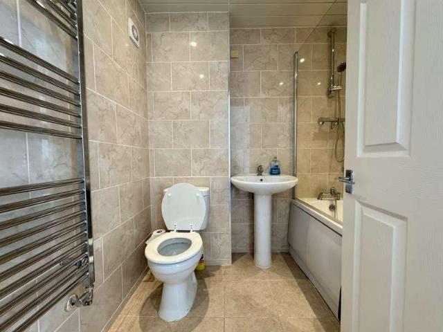 Flat for sale in City Centre, Georgia
