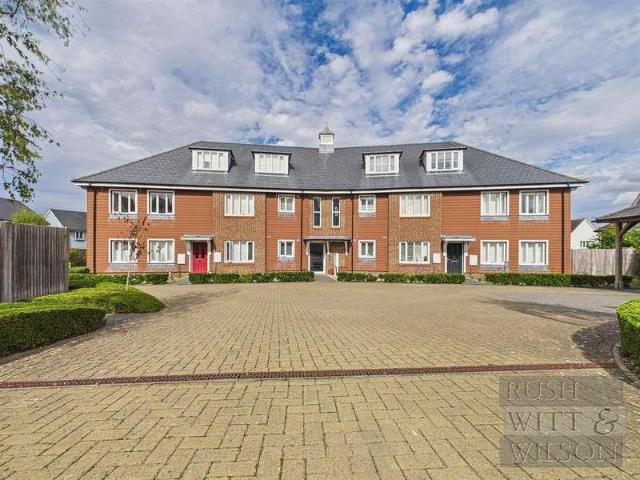 Flat for sale in Heathlands, East Sussex