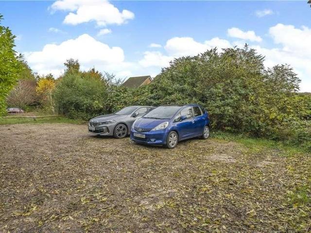 Flat for sale in Wooburn, Berghers Hill