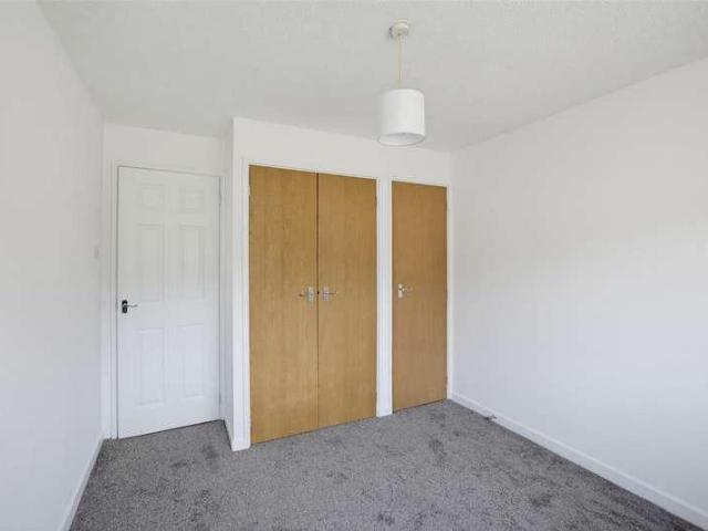 Flat for sale in Mount Wise
