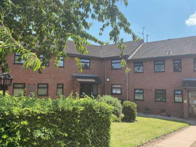 Flat for sale in Stourbridge, West Midlands