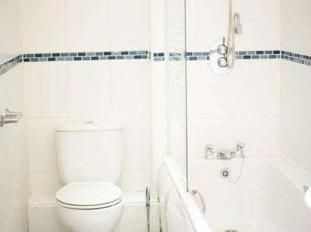 Flat for sale in Cavern Quarter, Calderstones