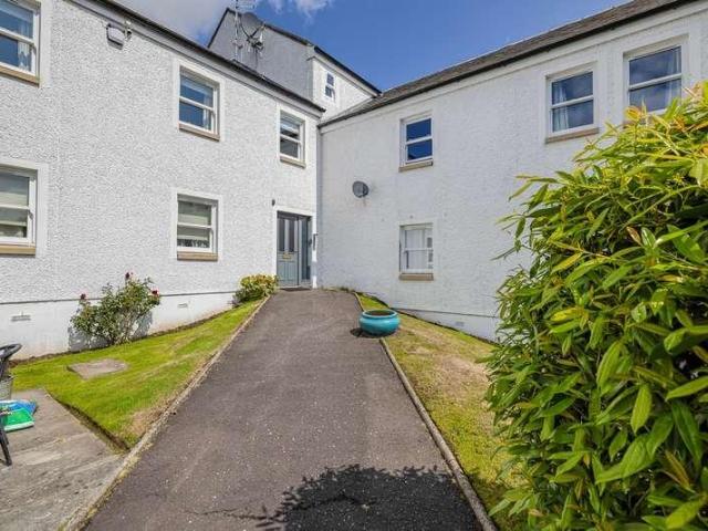 Flat for sale in Johnstone, Millikenpark