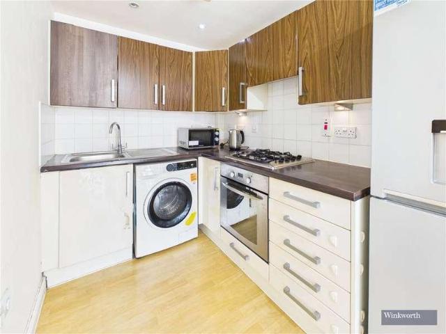 Flat for sale in Wealdstone, Greater London