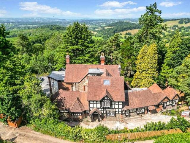Flat for sale in Forthampton, Worcestershire
