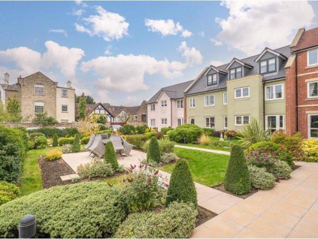 Flat for sale in Ludlow, Shropshire