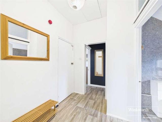 Flat for sale in Reading West, Reading