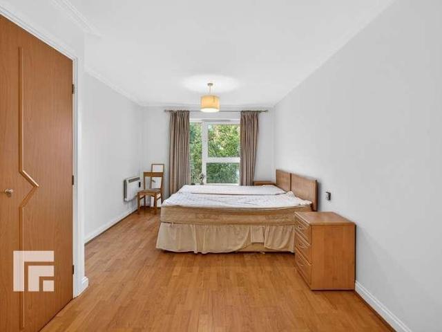 Flat for sale in Tiger Bay, Falcon Lodge