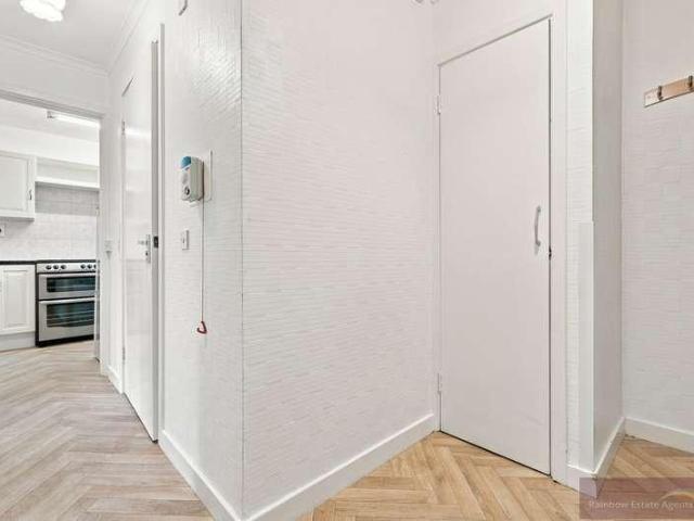 Flat for sale in Epping, Essex