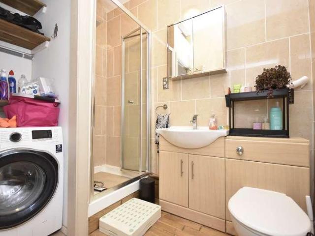 Flat for sale in Cliftonville West, Acol