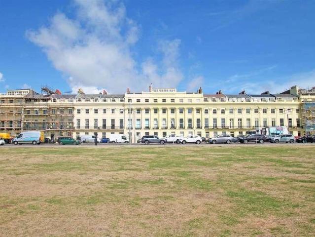 Flat for sale in Brunswick