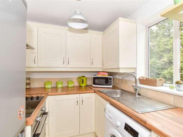 Flat for sale in Leyton, Greater London