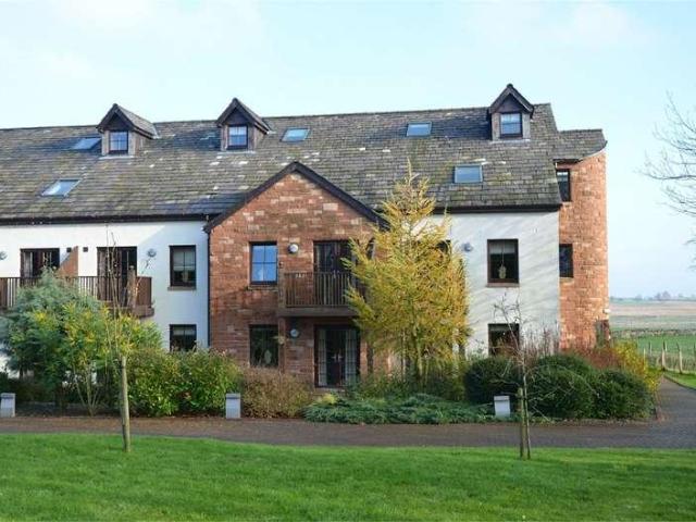 Flat for sale in Hutton