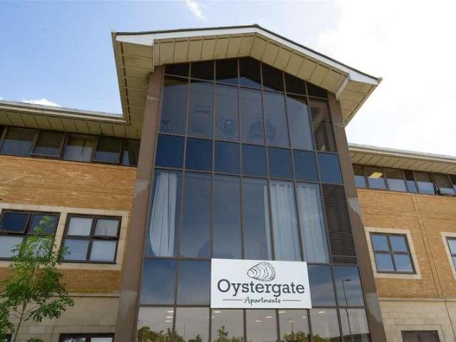 Flat for sale in The Bridge, Kent