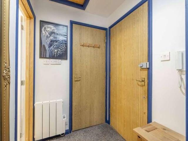 Flat for sale in West Drayton, Greater London