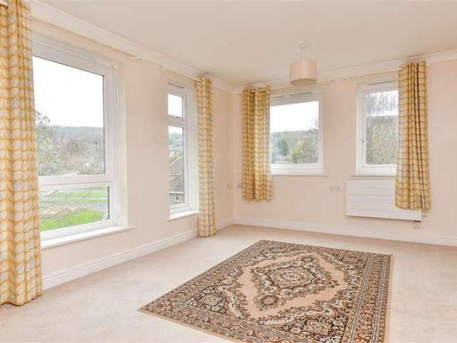 Flat for sale in Coldean, Stanmer