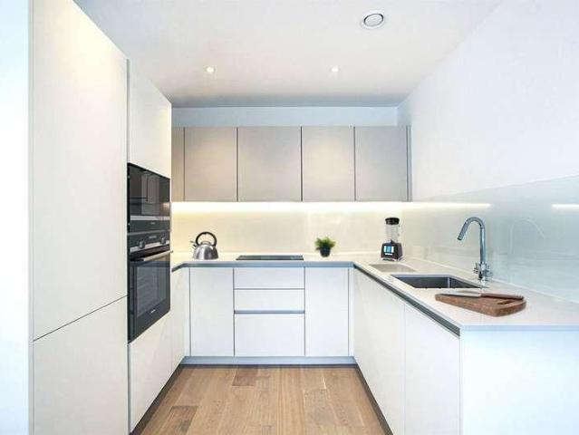 Flat for sale in London Borough of Ealing, Hanwell