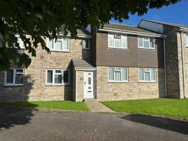 Flat for sale in Chickerell