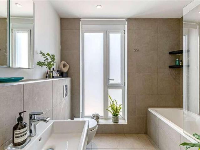Flat for sale in The Borough, Greater London