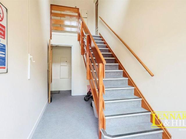 Flat for sale in Grays, Essex