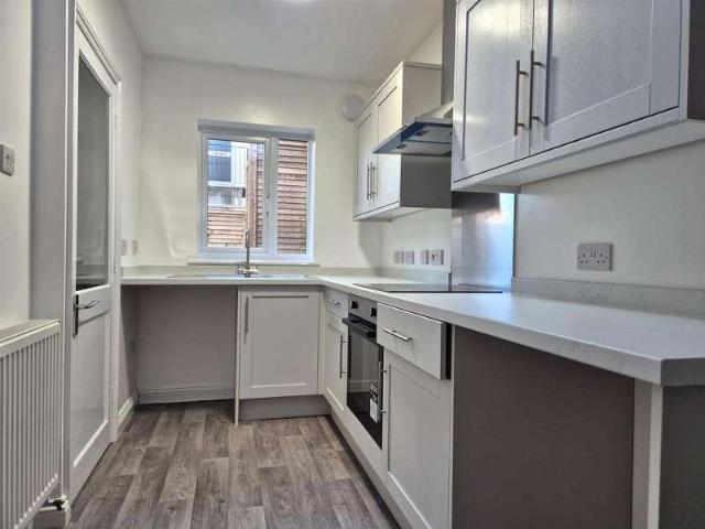 Flat for sale in Weston-super-mare, North Somerset
