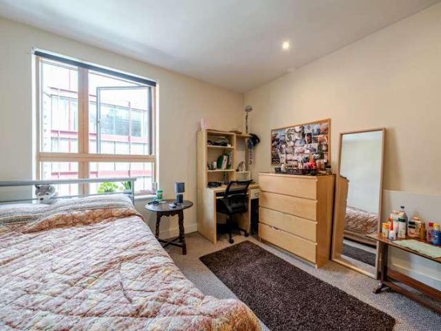 Flat for sale in City Centre, Georgia