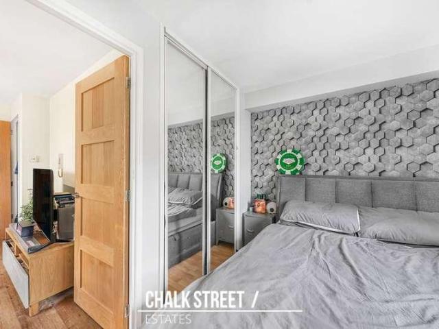 Flat for sale in London Borough of Havering, Greater London