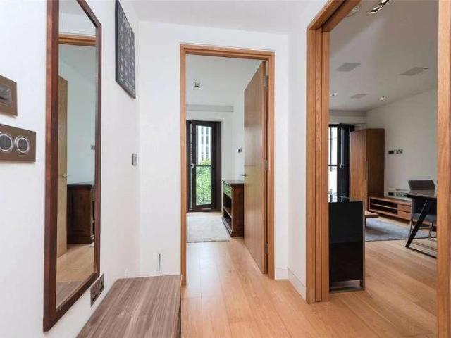 Flat for sale in Lyons, Greater London