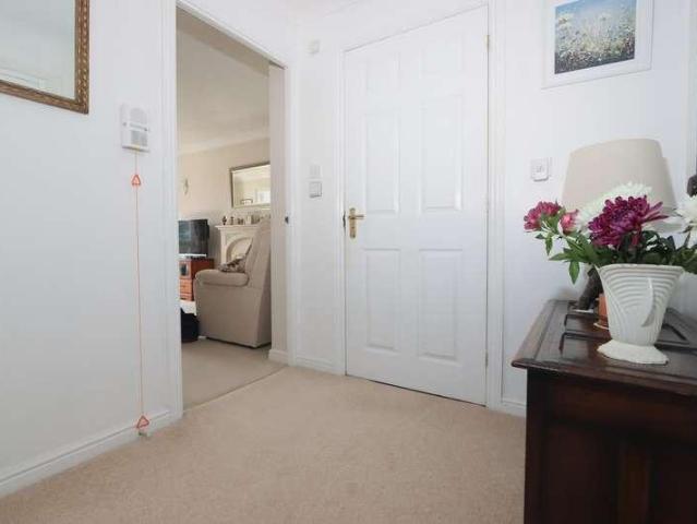 Flat for sale in Hagley, Bromsgrove