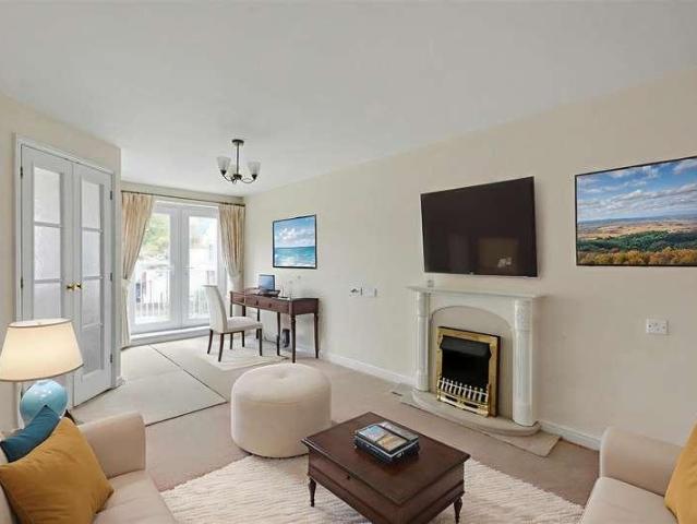 Flat for sale in Caldermill, East Midlands