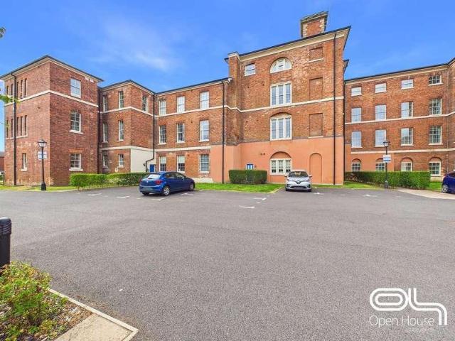 Flat for sale in Baswich, Staffordshire
