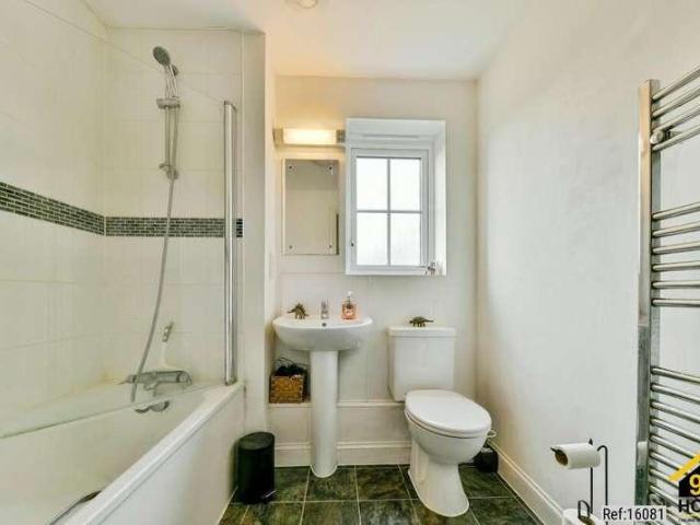 Flat for sale in Poplars, Shephall