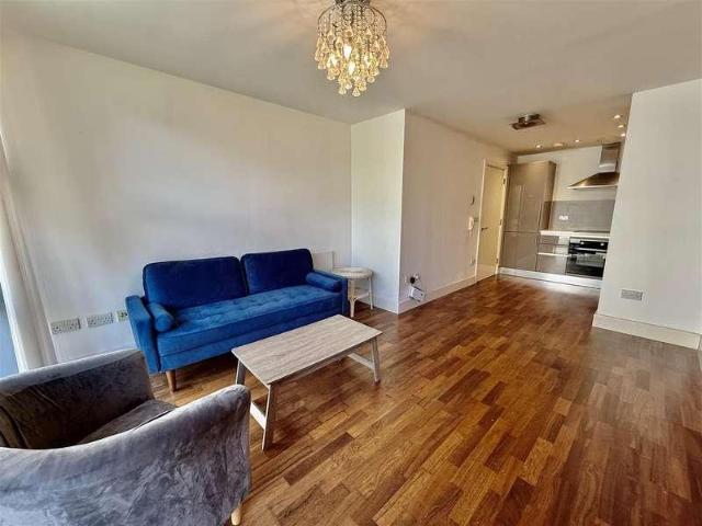 Flat for sale in Battle Field, Tyne And Wear