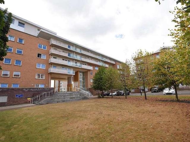 Flat for sale in City Centre, Falcon Lodge