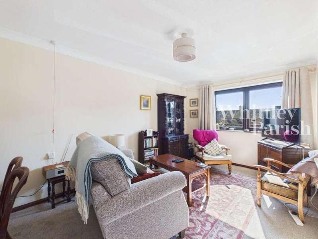 Flat for sale in Diss, South Norfolk