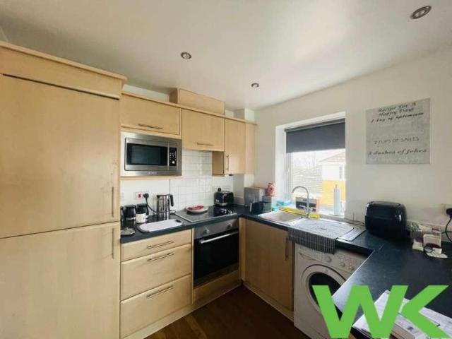 Flat for sale in The Woods, Hill Top