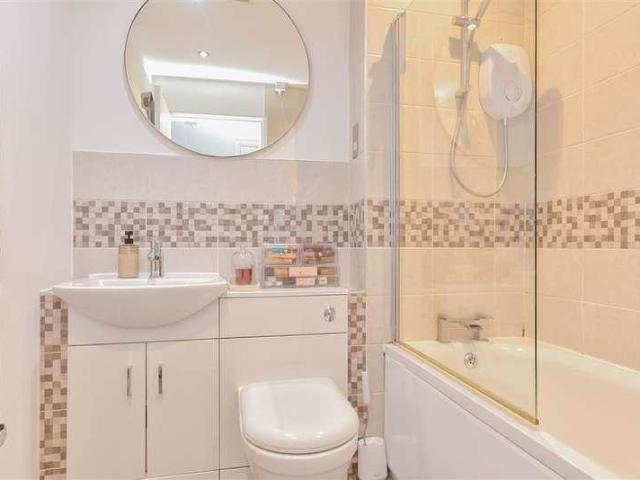 Flat for sale in East Wickham, Greater London
